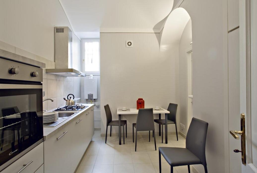Golden Eagle Apartment ตูริน ภายนอก รูปภาพ